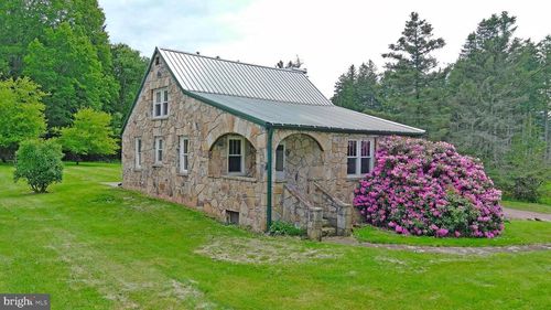 117 Accident Bittinger Rd, ACCIDENT, MD, 21520-1339 | Card Image