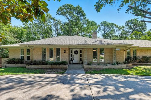 209 Pennsylvania Dr, Denton, TX, 76205-5461 | Card Image