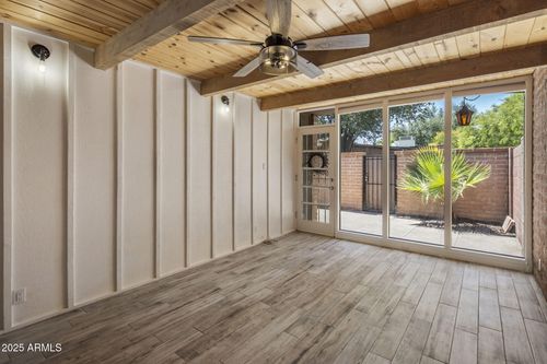 3-3002 N 32nd St, Phoenix, AZ, 85018-6869 | Card Image