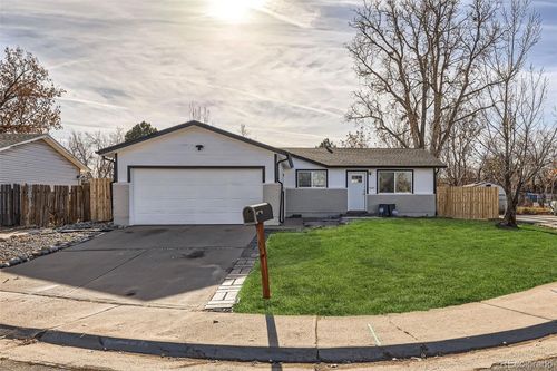 5265 Chandler Way, Denver, CO, 80239 | Card Image