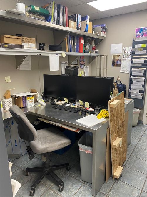 3123 Steele St, Victoria, BC, V8Z3N7 | Card Image