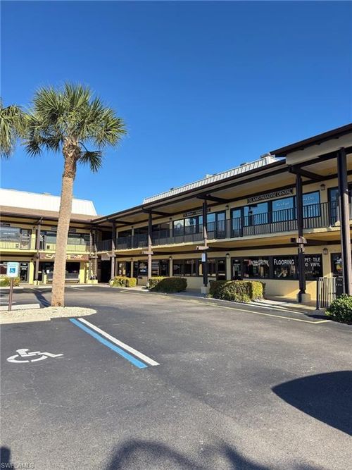 207-1118 N Collier Blvd, MARCO ISLAND, FL, 34145-2547 | Card Image