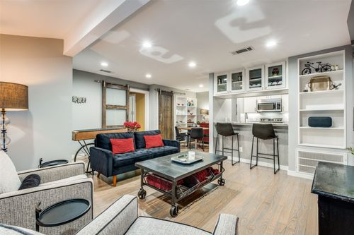 17-4231 Travis St, Dallas, TX, 75205-4873 | Card Image