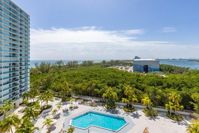 1026 - 100 Bayview Dr, Condo with 2 bedrooms, 2 bathrooms and null parking in Sunny Isles Beach FL | Image 2