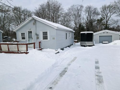 11 Mill Road, Mount Uniacke, NS, B0N1Z0 | Card Image