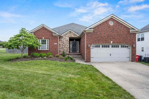 205 Bernie Trl, Nicholasville, KY, 40356-7115 | Card Image