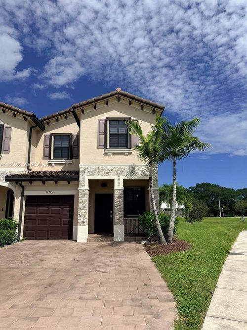 12715 Sw 230th Ter, Miami, FL, 33170-6815 | Card Image