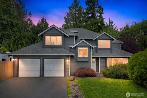 4844 Nw Walgren Dr, Silverdale, WA, 98383-8828 | Card Image