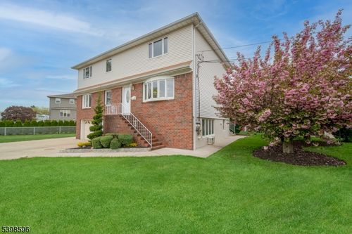 1-2 Millo Pl, Little Ferry, NJ, 07643-1013 | Card Image