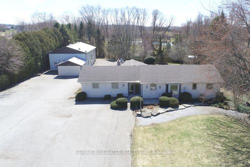 283/279 Main St, Thedford, ON, N0M2N0 | Card Image