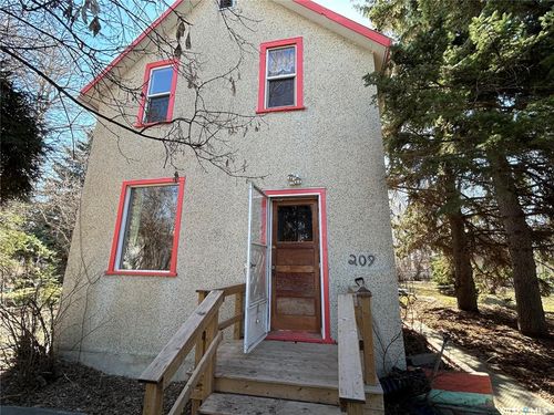 209 Campkin St, Francis, SK, S0G1V0 | Card Image