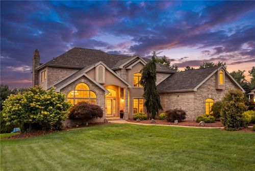 1002 Kings Ct, Trafford, PA, 15085-2502 | Card Image
