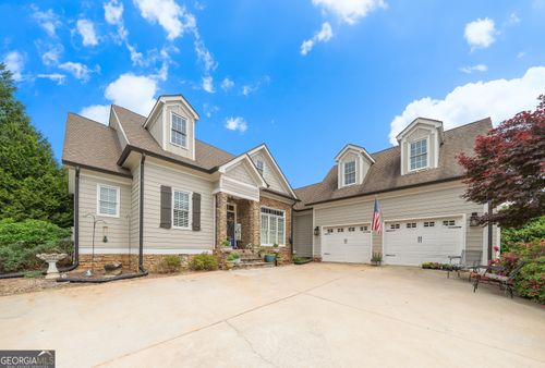 1001 Devon Dr, Madison, GA, 30650-6409 | Card Image