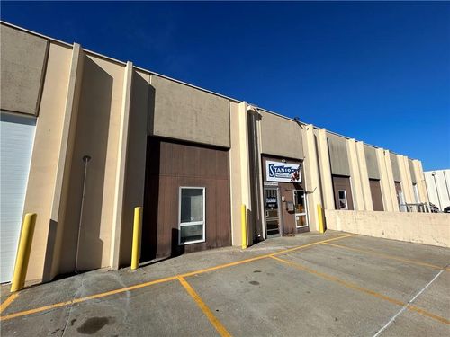 950 Kent St, Liberty, MO, 64068-2268 | Card Image
