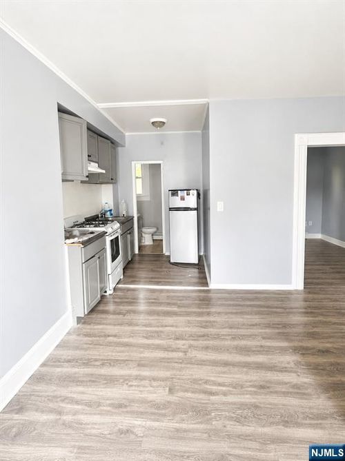 57 Hopper St, Prospect Park, NJ, 07508-2053 | Card Image