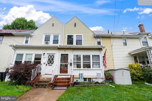257 Cleveland St, BRISTOL, PA, 19007-4407 | Card Image