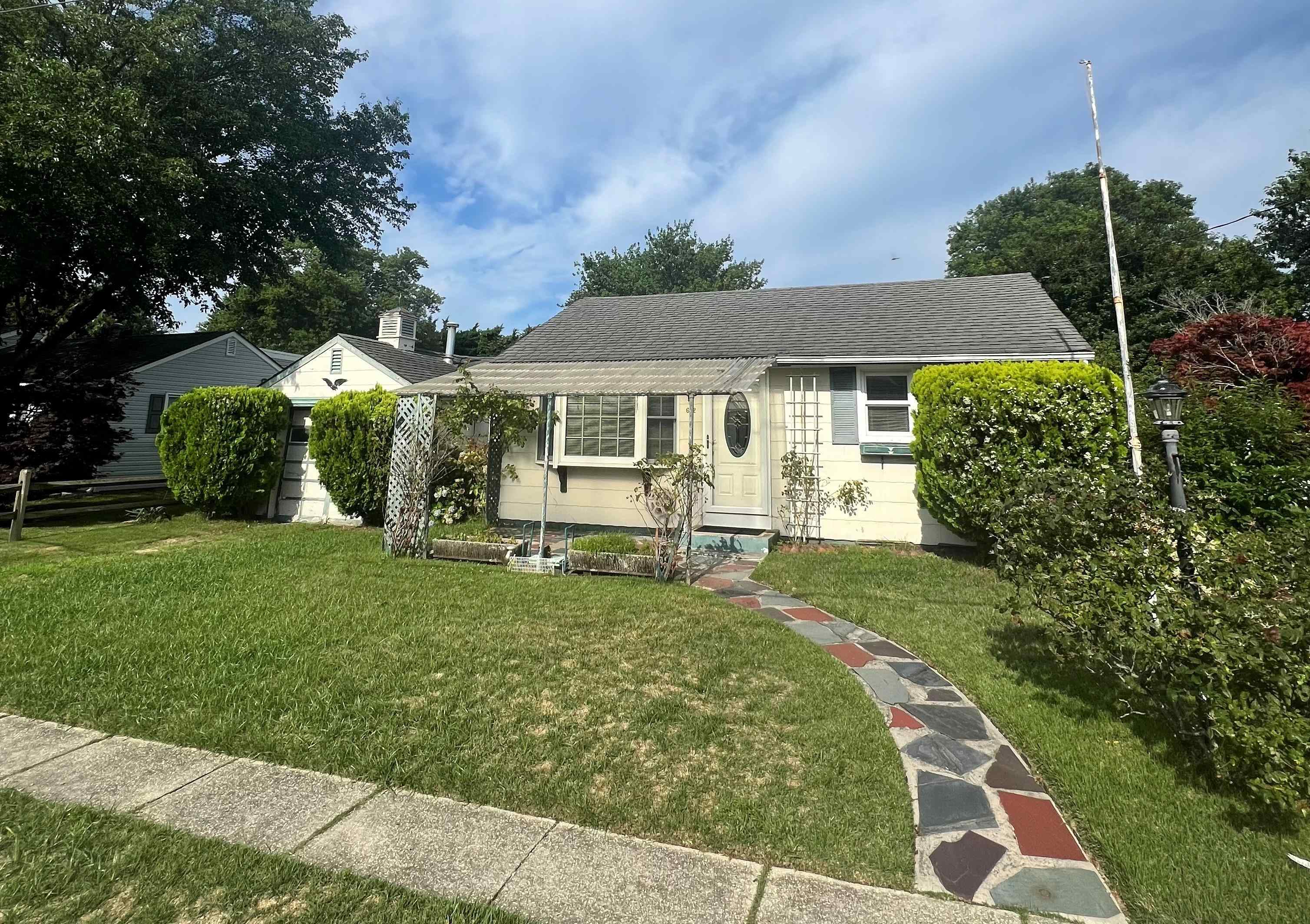 Wilson Ave, Cape May, NJ 08204