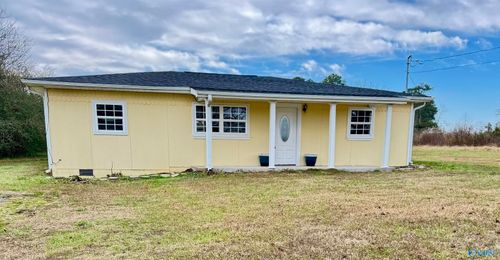 126 County Road 396, Groveoak, AL, 35975-4523 | Card Image