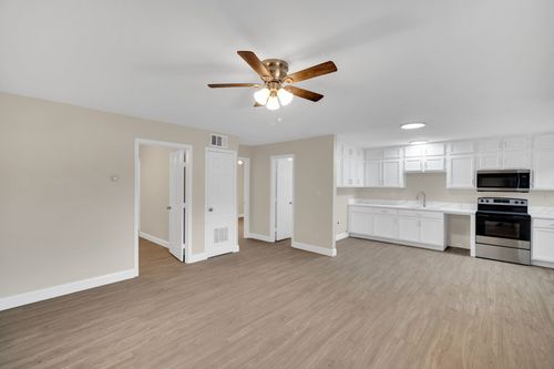 701 George Hopper Rd, Midlothian, TX, 76065-5516 | Card Image