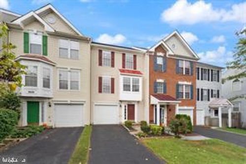 9686 Bedder Stone Pl, BRISTOW, VA, 20136-1235 | Card Image