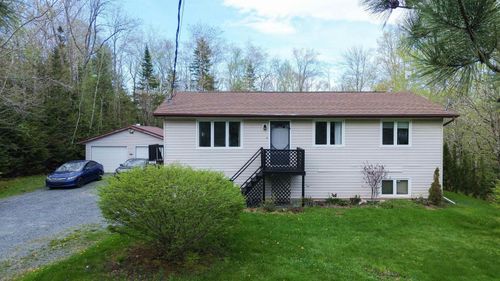 977 Shortts Lake Rd W, Alton, NS, B0N2J0 | Card Image