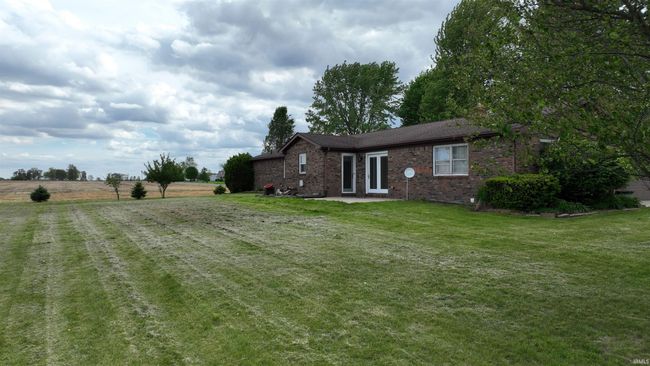 3018 E 925 South Crossroad, House other with 3 bedrooms, 2 bathrooms and null parking in Brookston IN | Image 5