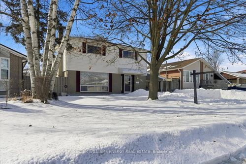 886 Antonio St, Pickering, ON, L1W1T3 | Card Image