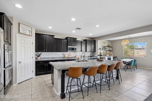9693 N Melandra Way, Marana, AZ, 85653-8907 | Card Image