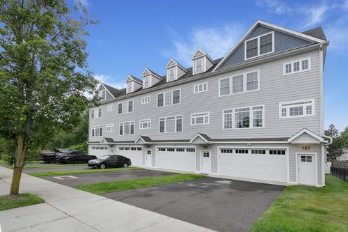 157-157 Brentwood Ave, Fairfield, CT, 06825-5453 | Card Image
