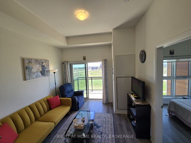 620 - 128 Grovewood Common, Condo with 2 bedrooms, 1 bathrooms and null parking in Oakville ON | Image 4