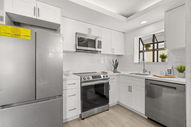 Kitchen | Image 10