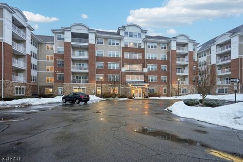 5203 Warrens Way, Wanaque, NJ, 07465-1653 | Card Image