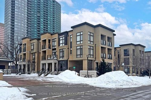 53-19 Eldora Ave, North York, ON, M2M0B5 | Card Image