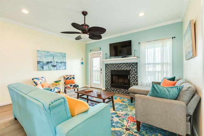 4710 Bayshore Dr, House other with 4 bedrooms, 2 bathrooms and null parking in Freeport TX | Image 6