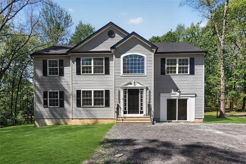 1965 Long Woods, Stroud Twp, PA, 18360 | Card Image