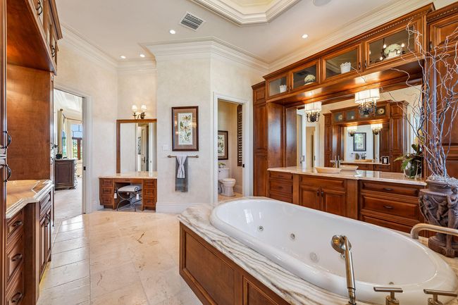 1547 Caxambas Dr, House other with 5 bedrooms, 7 bathrooms and null parking in Marco Island FL | Image 19
