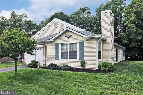 12 Cottonwood Dr, BARNEGAT, NJ, 08005-3136 | Card Image