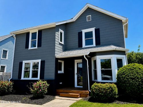 208 Calvert St, Jersey Shore, PA, 17740-1310 | Card Image