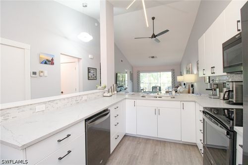 203-225 Robin Hood Cir, NAPLES, FL, 34104-9410 | Card Image