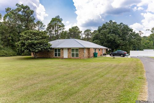 301 Efferson Ln, Greensburg, LA, 70441-3227 | Card Image