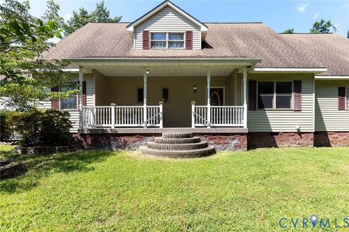 1465 Old Richmond Rd, Blackstone, VA, 23824-4103 | Card Image