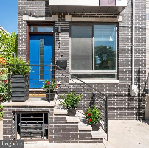 1241 N 19th St, PHILADELPHIA, PA, 19121-4923 | Card Image