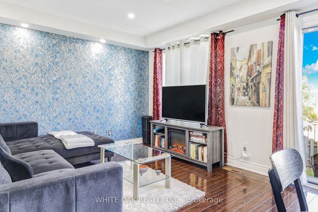 26 - 1867 Kingston Rd, Condo with 3 bedrooms, 3 bathrooms and 1 parking in Pickering ON | Image 32