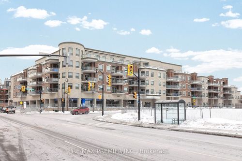 309-86 Woodbridge Ave, Woodbridge, ON, L4L0E4 | Card Image