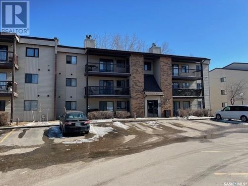 225 Kingsmere Blvd, Saskatoon, SK, S7J4J6 | Card Image