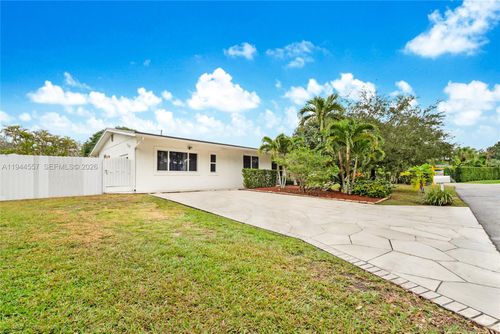 8265 Sw 119th St, Miami, FL, 33156-5147 | Card Image
