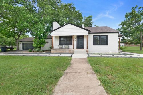 102 Elmo Street, Florence, TX, 76527 | Card Image