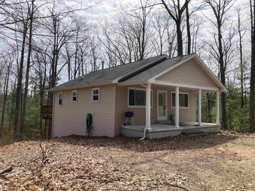 5388 Elk Dr, Rose City, MI, 48654 | Card Image