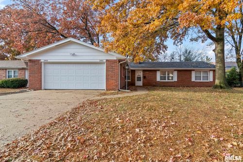 2403 Lynnhaven Dr, Springfield, IL, 62704-2114 | Card Image