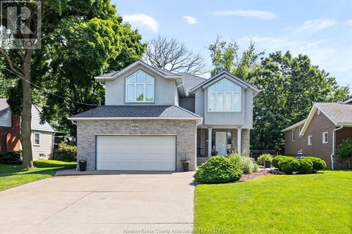 4266 Casgrain Dr, Windsor, ON, N9G2A8 | Card Image